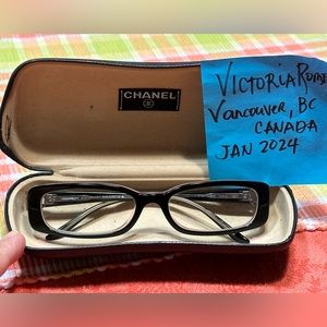 Chanel Vintage Glasses 50mm Black on Puple